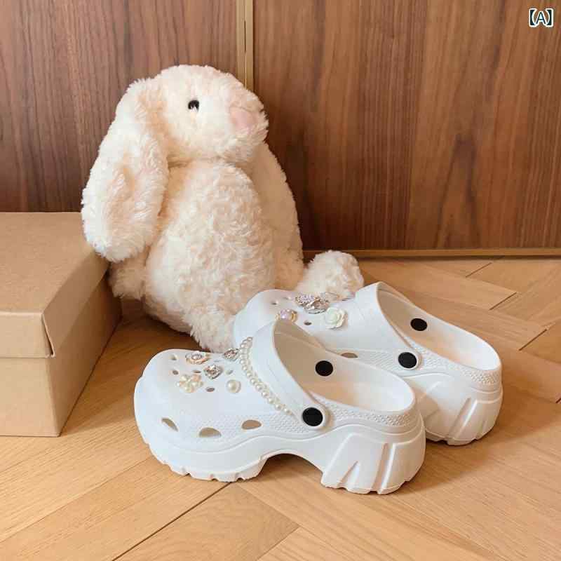 Rakuten - ブドウの同じ タイプの 穴の 大きい 靴 2025の 新型の 厚い 底の 穴の 靴の 女性は 真珠の 花を 着て 穴の 靴を 漕ぎます。
