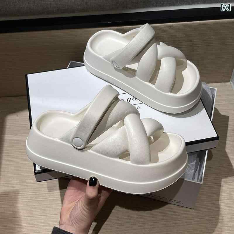 乐天商城 - ファッションの 厚い 底は 糞 感の スリッパを 踏んで います。 女性の 春は 2024の 新型 evaと スカートの ビーチを 着て います。