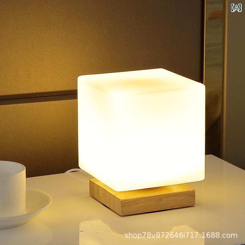 Rakuten - 北欧実 木 装飾 usb 電気 スタンド 寝室 ベッドヘッドランプ 書斎 民宿 led 小夜 灯 創意 雰囲気 ランプ 立方