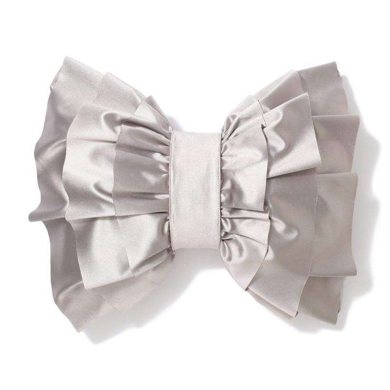 Francfranc フランフラン クッション リリーユ ライトグレー 350×450mm リボンカラー:グレー素材:表生地:ポリエステル100%、中わた:ポリエステル100%サイズ:W350×D450mm洗濯:不可 ドライクリーニング:不...