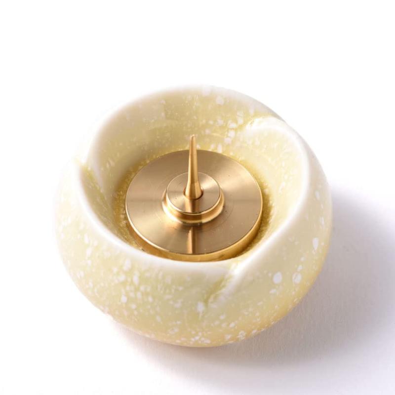 [仏具 単品販売] やわらぎ 火立 [燭台・ロウソク立] 真鍮製芯付 ゆず色 (薄めの黄色) 陶器製 国産 モダ..