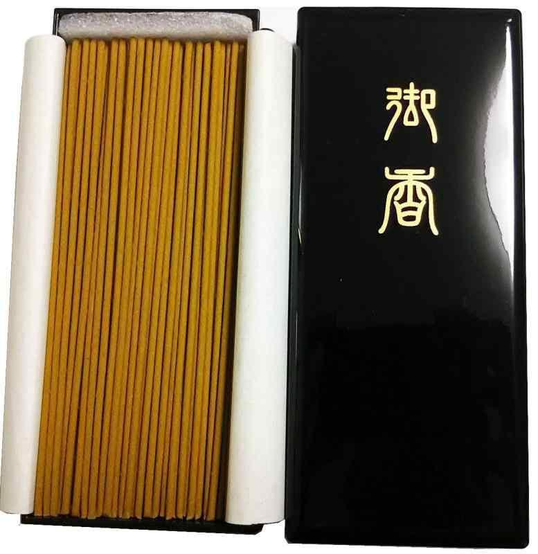 (御供 のし付き 包装品) 淡路梅薫堂 お線香贈答用 白檀香花木 塗箱入り 高級線香 サンダルウッド 天然白檀 喪中見舞いお線香ギフト 49日法要 法事 一周忌 三回忌 年忌 命日のお供え物 #851fbans