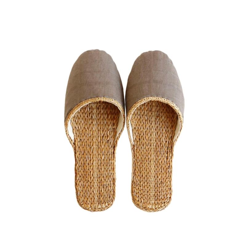 志成販売 夏の素足を快適に過ごせる チェック柄のムギワラスリッパ グレー フリーサイズ(L26cm) 107865サイズ：フリーサイズ(L26cm)素材：SEAGRASS UPPER:LINEN 55% COTTON 45% LINING:...