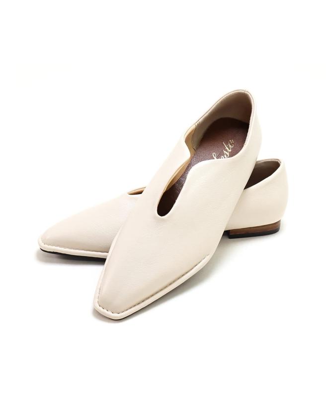 [セスト] 履きやすい 疲れにくい 柔らかい 靴ずれしにくい 甲深 ステッチデザイン ローヒール Vカット マニッシュ パンプス レディース dap2407