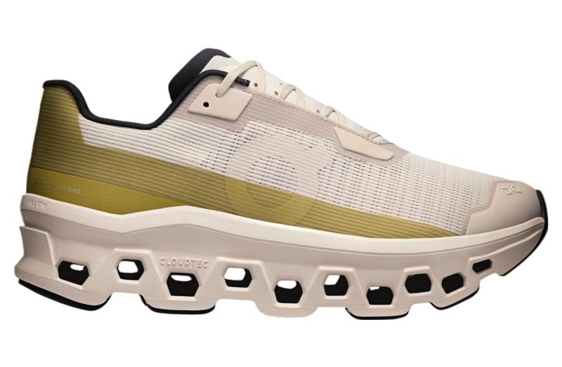  On(オン) レディース Cloudstratus 3ランニングシューズ