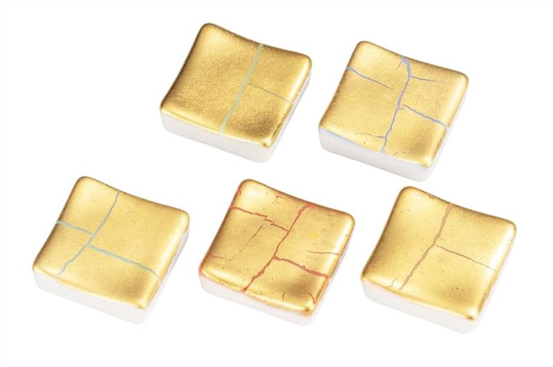 九谷焼いわたや 箸置・金箔彩 K9-445