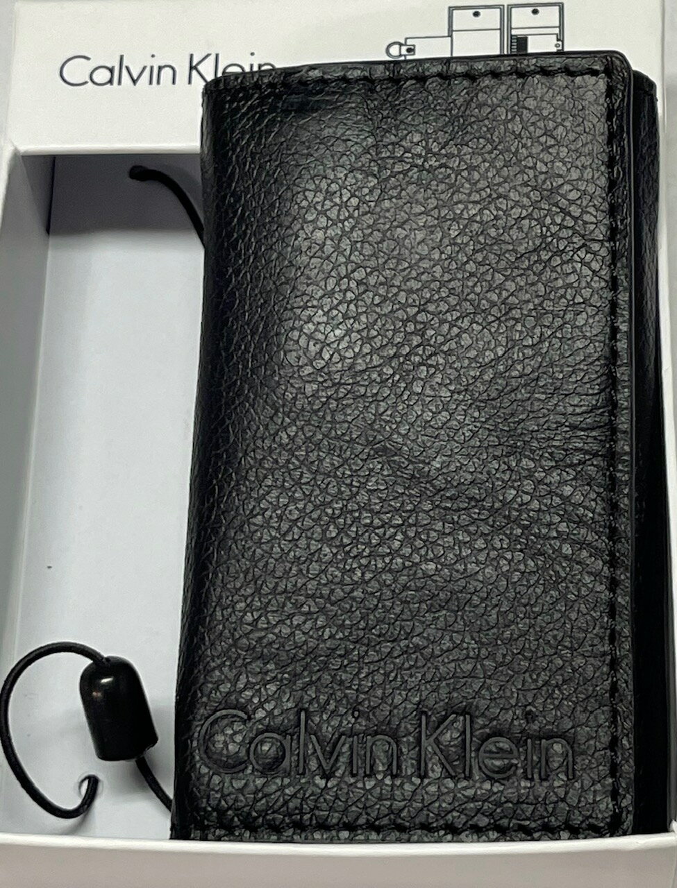 正面に押しキズ痕のため緊急処分 【送料無料】Calvin Klein(カルバンクライン)79470 card case with multi key rings...