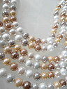 パールネックレス 製作用 シェルパール（貝パール） シェルパーツ シェルビーズ ホワイトとアメジスト系の シェルパール（貝パール） パステルカラー6mm玉 1本約30cmにおよそ60〜64こ 日本産本真珠（パール）は高すぎ 中国産淡水真珠（パール）では形状が いまいち不満足との 感想おもちのみなさまに 【お薦め】のシェルパール（貝パール） 【形状】は個体差もあまりなく均一丸珠に近く　 いびつ感がほとんどなくA珠を提供 格調高いネックレスにしあがります 【艶・てり・光沢】 艶てり光沢も十分ありきれいです つやてりは強くなくなめらかやさしい　 光沢はぴかぴかではなくまいるど 　【粒ぞろい】は 個体差もあまりなく均一に近い 色　つや　てり　形状　粒ぞろい　光沢 等【品質】につきましてはほぼ【A珠】 青いワンピースにも白いワンピースにも ピンクのワンピースにも素敵 パール・パール・パールでパール一色で シェルパールネックレス制作用『関連ジャンル』 ——・———…—・◎・——…—・—— パール ネックレス パールネックレス パールアクセサリー ネックレス パールネックレス シェル ホワイトパール ホワイト パール パールネックレス パールロングネックレス ホワイト パールネックレス ホワイト パールネックレス パールネックレス ホワイト パール ネックレス パール ネックレス パールロングネックレス ホワイト パール ロングネックレス パール ホワイトパール レディース パールネックレス パールネックレス フォーマル 首飾り 真珠 パールネックレス カジュアル 真珠 首飾り ハワイアンジュエリー ネックレス ハワイアン ジュエリー レディース ハワイアンネックレス ハワイアン ハワイアンフラダンス ハワイアンレイ ハワイアン フラダンス ネックレス ハワイアン ネックレス 癒し ハワイ ハワイアン ヒーリング ハワイアン レイ ハワイアン フラダンス ネックレス レイ フラダンス フラダンス レイ ハワイアン ハワイアンネックレス シェルパールネックレス ハワイアンジュエリー パールネックレス パールブレスレット パールピアス レディース アクセサリー レディースネックレス パール ジュエリー ネックレス レディース ジュエリー ネックレス レディース パール ジュエリー パールネックレス レディース パールビーズパール パーツパール ネックレス アクセサリー パーツ パール ネックレス パールビーズハワイアンネックレス ハワイアンジュエリーネックレス パールネックレス シェルネックレス パールブレスレット パールピアハワイアンピアス ハワイアンブレスレット レディース アクセサリー レディースネックレス レディース ジュエリー ネックレス レディース