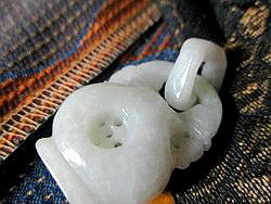 お金が貯まる財布 鍵 翡翠 パワーストーン ペンダントトップ お守り鍵 大ふくろう財布 鍵 お金の貯まる..