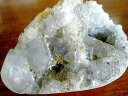 セレスタイト 天然石原石 セレスタイト鉱物原石 まさに宝石の塊 日本名『天青石』 セレスタイトはドイツ語で空の色の石の意味 原産地。。マダガスカル 陳列ショウケースがひときわ異彩を放ちます サイズ・・・およそ4Ox65mmx厚さ35mm 天然石パワーストーン 天然石ヒーリングストーン 天然石 パワーストーン アクセサリー パワーストーン 天然石 ヒーリングストーン アクセサリー ヒーリングストーン セレスタイト 天然石ヒーリングストーン セレスタイト 鉱物原石 セレスタイト天然石原石 セレスタイト原石天然石 ・―∞∞ ∞―…━・☆・━ ―∞∞∞―* セレスタイト 天然石原石 鉱物原石【天然石辞典】【石伝説】 心の安らぎと平安をもたらしてくれる癒し系天然石で 対人関係では相手を思いやり尊重する姿勢を保ってくれ 恋人や夫婦間が円満になるよう守ってくれる 実に暖かく憧れを感じる【ヒーリングストーン】 ストーンカラーがアクアマリンと全く同じ 実によく似ているため 一般には区別がつきにくいカラーイメージです ※アクアマリンとセレスタイトのおもしろ比較参照 ●セレスタイトが『空の石』に対して 海が生命の源でアクアマリンは『海の石』と ●アクアマリンは別名『天使の石』と呼ばれ 美しさ・愛・幸せ・喜びなどがテーマの。。。 『幸せな結婚・幸せな恋愛』を象徴していると 世界中の女性の憧れの平和ストーン アクアマリンは3月の誕生石として有名 アクアマリンとセレスタイトはともに 海と空と愛と幸福。。。等々 カラーイメージがにているだけではなく 実に人生の共通のテーマまで似ている 【ヒーリングストーン】ではないでしょうか サイズが大きいので 〒メール便LP360はご利用いただけません 〒宅急便510での発送になります アクアマリンとセレスタイトの《関連ジャンル》 ―― ――…―*☆*――…―― 天然石趣味 手作り天然石アクセサリー 天然石 ブレスレッ 天然石ペンダント 天然石 ビーズ 天然石原石 さざれ 天然石ビーズ 天然石さざれ 天然石ビーズ 天然石パーツ 天然石ペンダントトップ 天然石 ネックレス 天然石ブレスレットト 天然石ピアス 手作り天然石アクセサリー 手作り 天然石ネックレス 天然石パワーストーン 天然石ヒーリングストーン 天然石 パワーストーン アクセサリー パワーストーン 天然石 ヒーリングストーン アクセサリー ヒーリング 天然石 天然石ヒーリングストーン 天然石原石 原石天然石『パワーストーン 原石天然石 原石原石 鉱物原石 天然石』セレスタイト