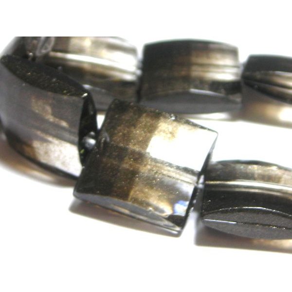 【 アクリル ジュエル ビーズ lll 14mm 正方形 12ヶ入り j4 】 日本製 ビーズ プラ プラスチック 宝石 ジュエル 色付き カラー 通し穴 穴あり 小粒 小さめ スクエア 四角 カット ハンドメイド クラフト 手作り パーツ 作家 業務用 アクセサリー ピアス イヤリング