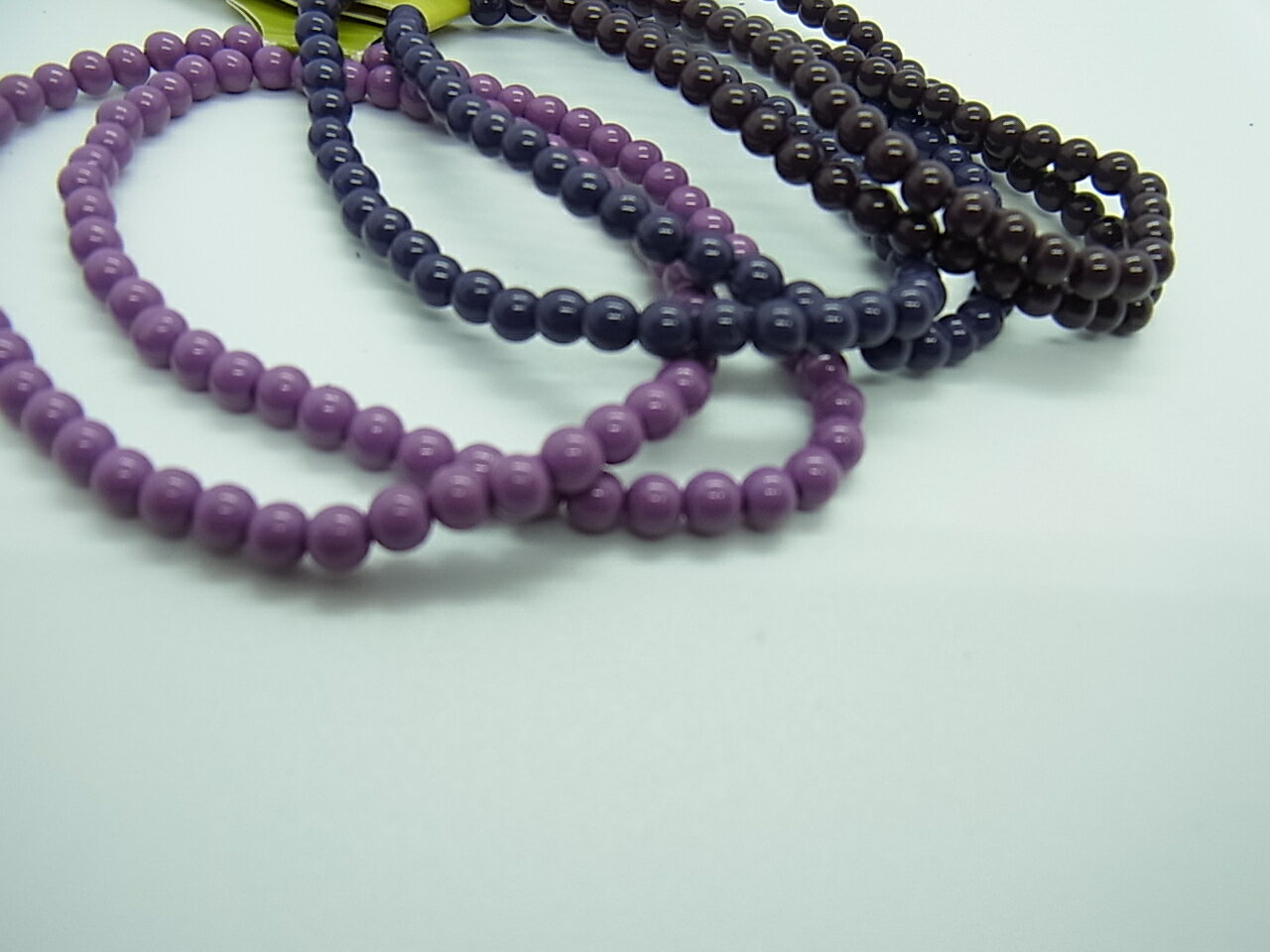 ※廃盤カラー【 アクリル 塗装玉 4mm パープル 系 2色 38cm j4 】 日本製 ビーズ プラ プラスチック ア..