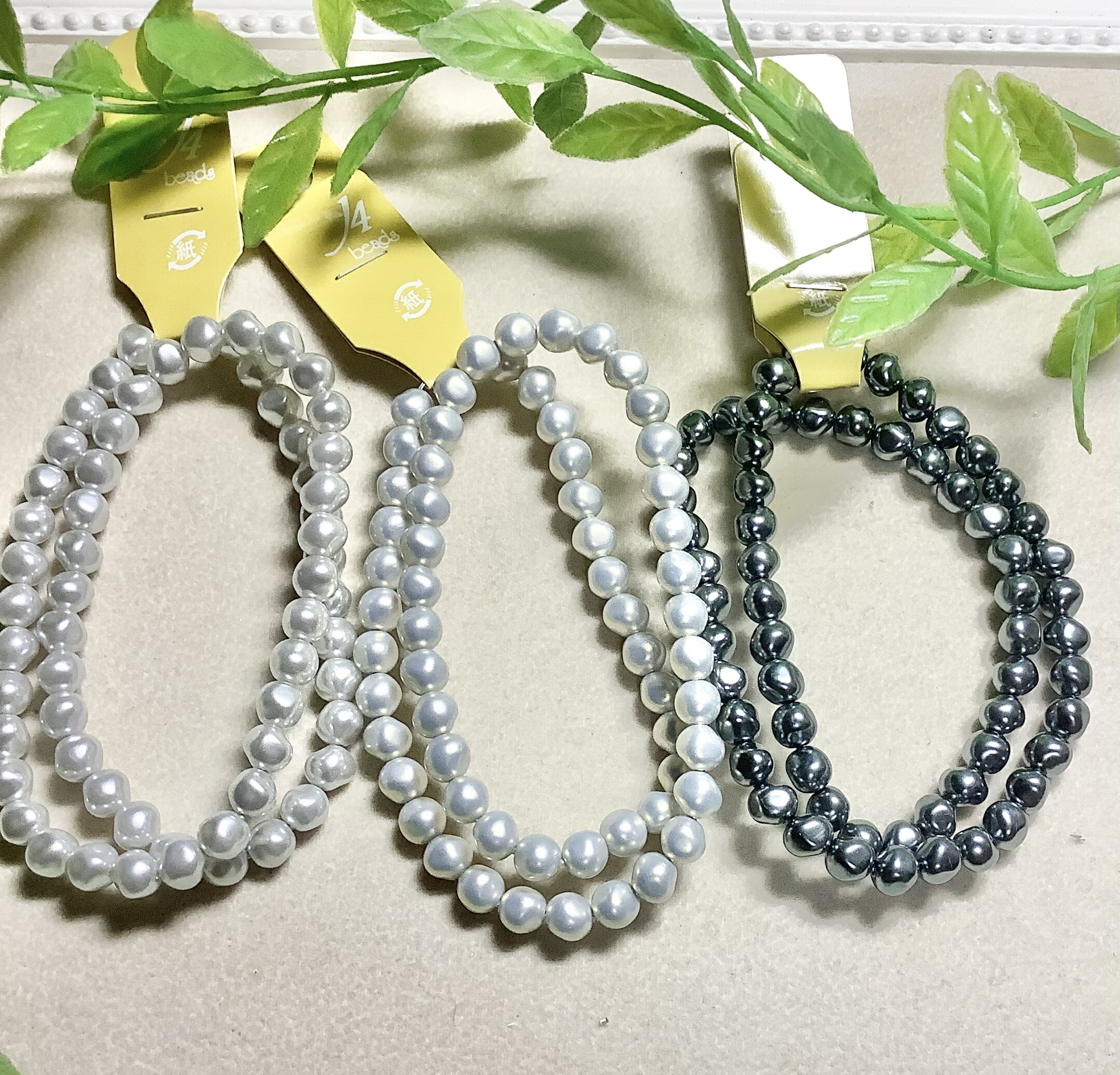 【 樹脂 パール 丸オニ B 6mm グレー色 38cm括り j4 】日本製 アクセサリーパーツ ビーズ 通し穴 ハンドメイド 手芸工作 手作り プラ プラスティック イミテーション ベーシック メンズ ダーク 渋色 シック 上品 バロック 変形 母の日 父の日 20代 30代 40代 50代 60代