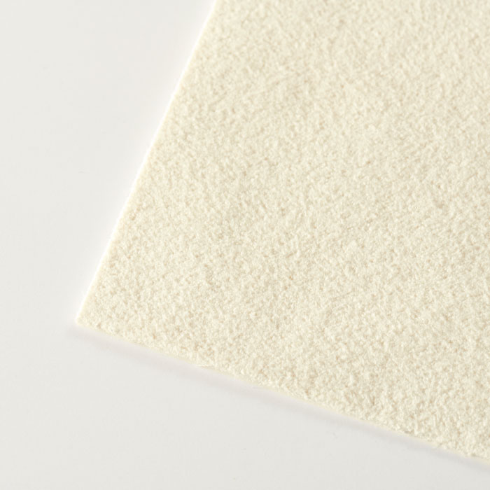 ウルトラスエード タピオカ(3910 Tapioca)(旧:オフホワイト)約19×19cm 1枚 アクセサリーパーツ