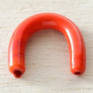 ヴェネチアン U字 レッド　約13.5×17（±3)mm　1個　アクセサリーパーツ