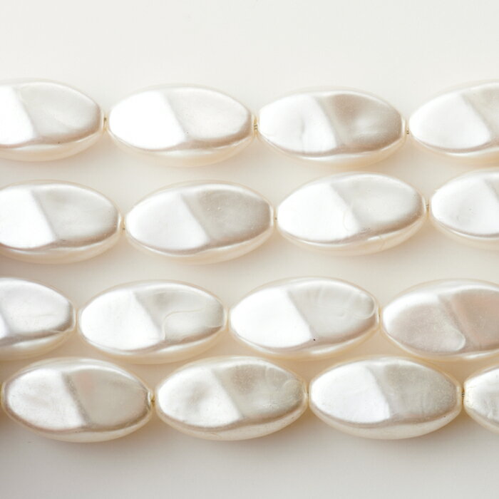 アクリルパール　バロックオーバル　キスカ　22.0mm