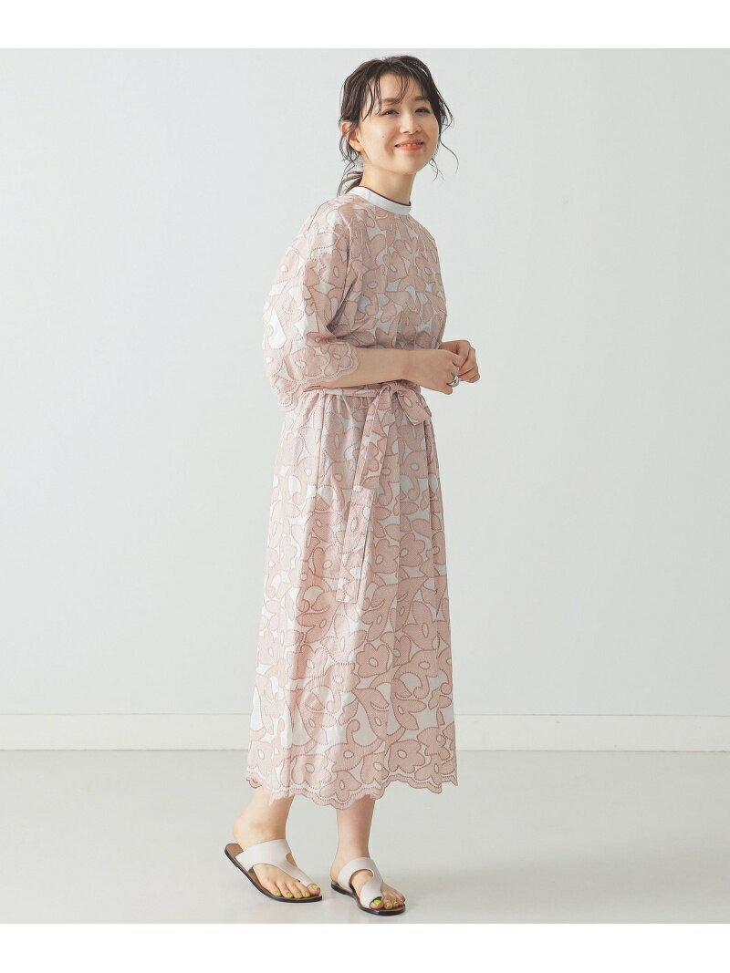 【SALE／70%OFF】Demi-Luxe BEAMS / スカラップ カフタン ワンピース Demi-Luxe BEAMS ビームス アウトレット ワンピース・ドレス その他のワンピース・ドレス グリーン ピンク【RBA_E】【送料無料】[Rakuten Fashion]のサムネイル