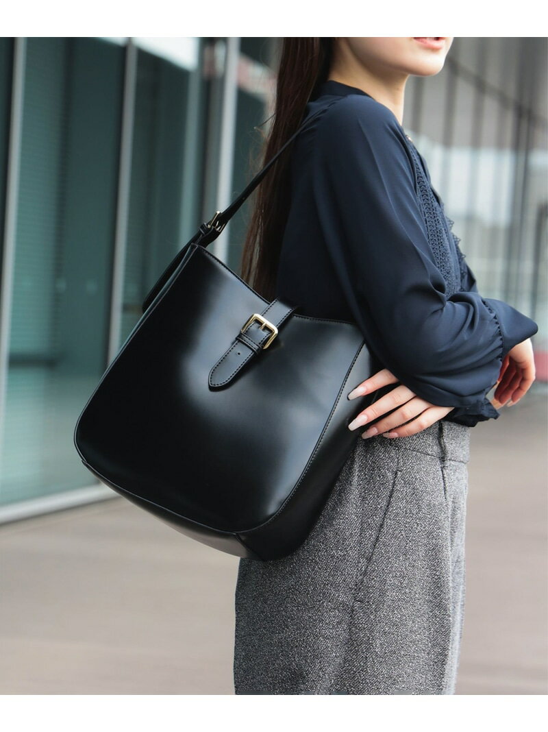 バックルハンドル トートバッグ 25AW レディース オフィス ビジネス 通勤 デイリー オンオフ兼用 合皮 ..