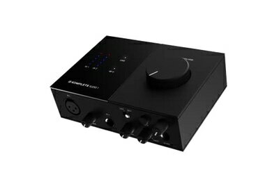 【商品名】NATIVE INSTRUMENTS ネイティブインストゥルメンツ/KOMPLETE AUDIO 1（中古品）中古品の特性上、外箱,取り扱い説明書等は基本的には付属いたしません（付属しているものもございます）。商品として問題があるものではございません、使用可能品となります。また、商品名に【付属、○○付き、特典】等の記載があっても中古品の場合は基本的にこれらは付属致しません。当店の中古品につきましては商品チェックの上、動作に問題がないものを取り扱っております。ご安心いただきました上でご購入ください。【ご注文〜発送完了までの流れ】ご注文は24時間365日受け付けております。ご注文後いただきました後に当店から注文確認メールが送信されます。発送までの期間といたしましては、ご決済完了後より2〜5営業日となります。発送完了後に発送通知番号記載のメールが送付されます。【ご注意事項】当店はお客様都合によるご注文・ご決済後のキャンセル・返品はお受けしておりません。ご承知おきのうえご注文をお願いいたします。当店は一部商品を他モール等と併売させていただいております。完売の際はご連絡させていただきます。予めご承知おきのほどお願いいたします。