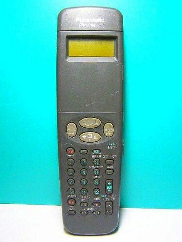 【商品名】パナソニック ビデオリモコン VEQ1942（中古品）中古品の特性上、外箱,取り扱い説明書等は基本的には付属いたしません。商品として問題があるものではございません、動作確認済みとなります。商品名に【付属、特典、○○付き、ダウンロードコード】等の記載があっても中古品の場合は基本的にこれらは付属致しません。当店の中古品につきましては商品チェックの上、動作に問題がないものを取り扱っております。ご安心いただきました上でご購入ください。保証等の記載がある場合がございますが、中古品となりますためメーカー保証の対象外となります。あらかじめご承知おきください。【ご注文〜発送完了までの流れ】ご注文は24時間365日受け付けております。当店から商品発送後に発送通知メールが送信されます。発送までの期間といたしましては、ご決済完了後より2〜5営業日程度となります。【ご注意事項】当店はお客様都合によるご注文・ご決済後のキャンセル・返品はお受けしておりません。ご承知おきのうえご注文をお願いいたします。当店は一部商品を他モール等と併売させていただいております。完売の際はご連絡させていただきます。予めご承知おきのほどお願いいたします。掲載されております画像はイメージとなります。実際の商品とは色味・付属品等が異なる場合がございますため、予めご承知おきください。