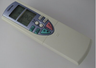 【中古】 東芝 エアコンリモコン WH-F1P