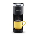 【中古】(新古品) Keurig K-Mini Plus シングルサービング Kカップ コーヒーメーカー (ブラック)