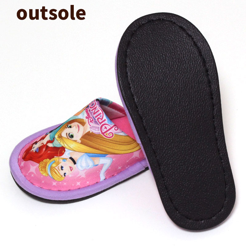 カジュアル雑貨ビューピーの子供 スリッパ 6足セット ディズニー 布プリント New キッズ Disney 20cmくらいまで 来客用 キャラクター ミッキー ミニー プー カーズ プリンセス 室内｜アングル3