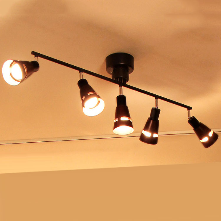 【送料無料】シーリングライト リモコン付 LED 5灯 クインク[Quinque]BBR-006|スポットライト 天井照明 照明器具 リモコン リモート 間接照明 リビング用 居間用 ウッド シンプル ナチュラル テイスト おしゃれ 和室 寝室 インテリア ライト 電気 おしゃれ照明 シーリング