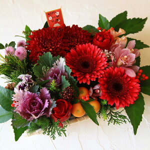 年越し特集2016【お正月年末のごあいさつお年賀】などに季節のお花を使って、ご指定日にお届けいたします!!BeautifulBoyがお届けする今月のイチオシ!期間限定お正月のアレンジ