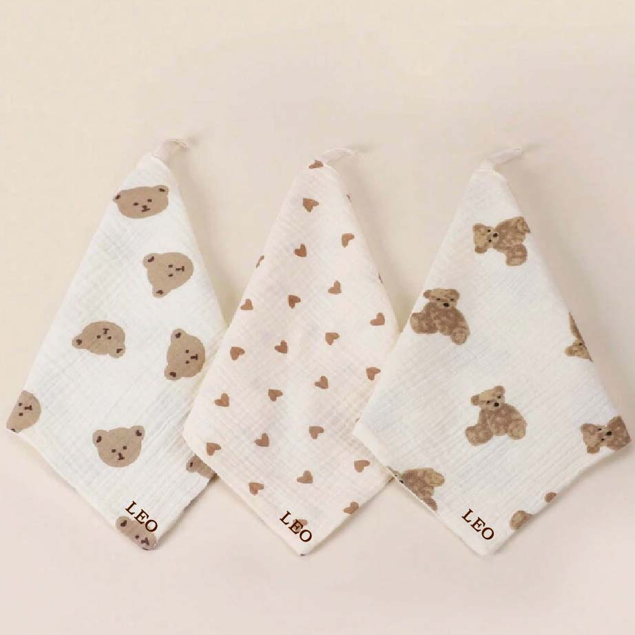 【ガーゼタオル3枚組セット(刺繍)】 ＼売り切りアイテム ／　名入れ刺繍文字