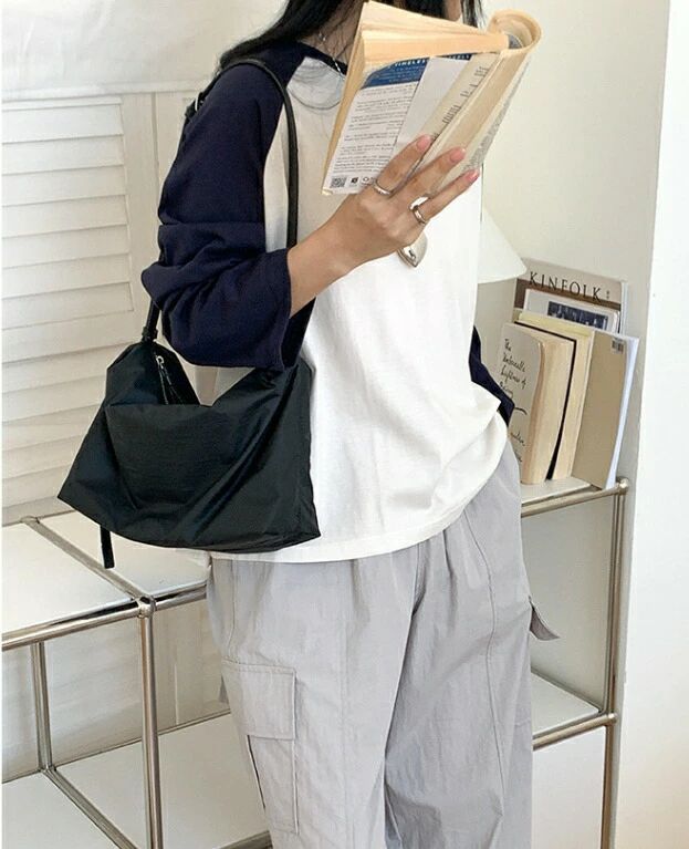 マルチスタイリング 個性 大容量 ニッチ スクエアバッグ