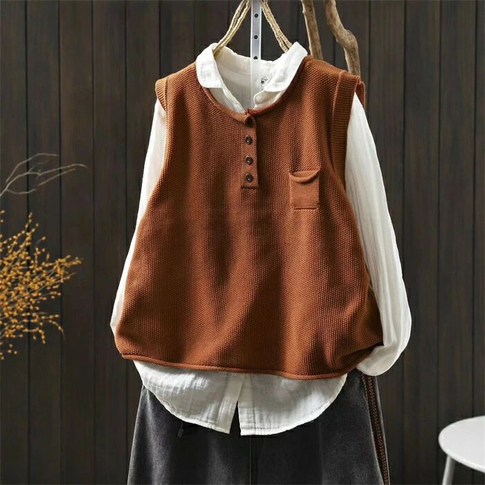 ニット ベスト ジレ レディース セーター ノースリーブ 春 秋 冬 ニットベスト プルオーバー トップス クルーネック ニット セーター ショート丈 シンプル レイヤード 重ね着 無地 大きいサイズ カジュアル 大人 可愛い ゆったり 通勤 通学 着回し 定番 20代 30代 40代