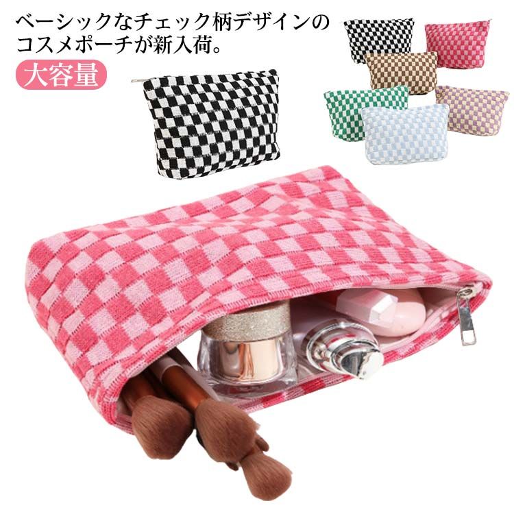 ちょうどいいサイズ感のミニポーチです。使いやすいようにきちんと整理整頓できます。お化粧直しに丁度良いコンパクトなサイズ感で持ち運びに便利◎コスメ以外にもペンケースやガジェット類入れにもgood。使わない時はコンパクトに折りたためて持ち運びにも便利。ちょっとしたプレゼントにもオススメなポーチです。 サイズFサイズについての説明F 27*16*6.5cm サイズ表の実寸法は商品によって多少の誤差がある場合がございます。素材ポリエステル色カラー1 カラー2 カラー3 カラー4 カラー5 カラー6備考 ●サイズ詳細等の測り方はスタッフ間で統一、徹底はしておりますが、実寸は商品によって若干の誤差(1cm〜3cm )がある場合がございますので、予めご了承ください。●製造ロットにより、細部形状の違いや、同色でも色味に多少の誤差が生じます。●パッケージは改良のため予告なく仕様を変更する場合があります。▼商品の色は、撮影時の光や、お客様のモニターの色具合などにより、実際の商品と異なる場合がございます。あらかじめ、ご了承ください。▼生地の特性上、やや匂いが強く感じられるものもございます。数日のご使用や陰干しなどで気になる匂いはほとんど感じられなくなります。▼同じ商品でも生産時期により形やサイズ、カラーに多少の誤差が生じる場合もございます。▼ちょうどいいサイズ感のミニポーチです。使いやすいようにきちんと整理整頓できます。お化粧直しに丁度良いコンパクトなサイズ感で持ち運びに便利◎コスメ以外にもペンケースやガジェット類入れにもgood。使わない時はコンパクトに折りたためて持ち運びにも便利。ちょっとしたプレゼントにもオススメなポーチです。 サイズFサイズについての説明F 27*16*6.5cm サイズ表の実寸法は商品によって多少の誤差がある場合がございます。素材ポリエステル色カラー1 カラー2 カラー3 カラー4 カラー5 カラー6備考 ●サイズ詳細等の測り方はスタッフ間で統一、徹底はしておりますが、実寸は商品によって若干の誤差(1cm〜3cm )がある場合がございますので、予めご了承ください。●製造ロットにより、細部形状の違いや、同色でも色味に多少の誤差が生じます。●パッケージは改良のため予告なく仕様を変更する場合があります。▼商品の色は、撮影時の光や、お客様のモニターの色具合などにより、実際の商品と異なる場合がございます。あらかじめ、ご了承ください。▼生地の特性上、やや匂いが強く感じられるものもございます。数日のご使用や陰干しなどで気になる匂いはほとんど感じられなくなります。▼同じ商品でも生産時期により形やサイズ、カラーに多少の誤差が生じる場合もございます。▼