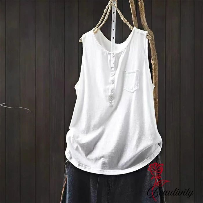 商品名 Tシャツ　xy-gi-088 カラー ホワイト｜キャメル｜オレンジ｜グレー｜グリーン｜ブラック（写真参考） ※ モニターの発色の具合により実際の商品と色が異なる場合がございます。 サイズ（cm） L:着丈62　バスト100　肩幅32 XL:着丈63　バスト104　肩幅34 ※サイズは平置き、メジャー採寸を行っております。1-3cmの誤差がある場合があります。予めご了承下さいませ。 素材 綿 生産国 中国 注目キーワード Tシャツ ベスト タンクトップ レディース インナー トップス ノースリーブ ウームウェア クルーネック 無地 柔らかい プルオーバー 大きいサイズ ゆったり 体型カバー 着・せ 部屋着 重ね着 インナーウエア 通勤 オフィス 肌着 きれいめ カジュアル シンプル 送料無料