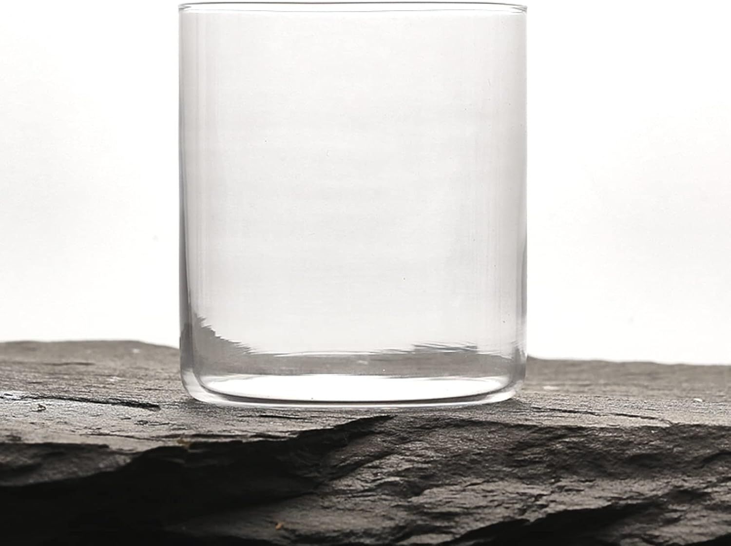 ウィスキーグラス クリスタルガラス 400ml おしゃれ ドリンク バーボン スコッチ カクテル コニャック ブランデー プレゼント 敬老の日 退職祝い ラム酒 ロックグラス ブランデーグラス ガラス