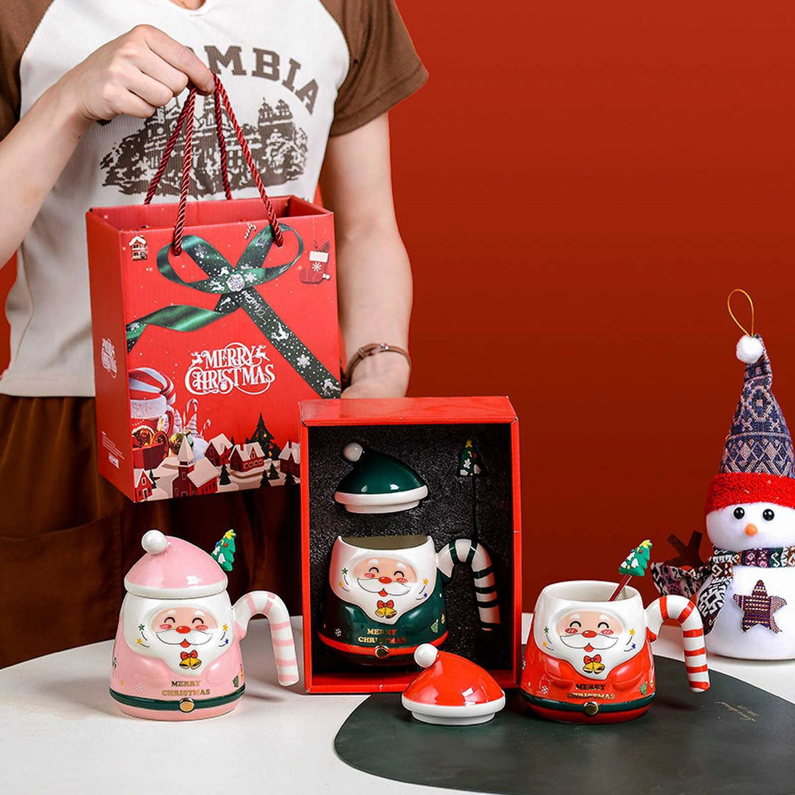 クリスマスをテーマにしたマグカップ クリスマス限定陶器マグカップ サンタクロース柄ウォーターカップ お祭りの雰囲気のクリスマスギフトカップ 絶妙なクリスマススーベニアカップ スタイルクリスマスマグ クリエイティブクリスマスウォーターグラスセット