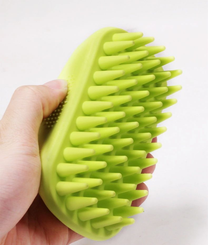 beautivityの送料無料 ペット用ブラシ ラバーブラシ シリコン 犬用 猫用 バスブラシ 柔らかい ブラッシング グルーミング くし ペット用品 抜け毛取り お風呂 お手入れ 被毛のケア イヌ用 ネコ用 ペットグッズ｜アングル2