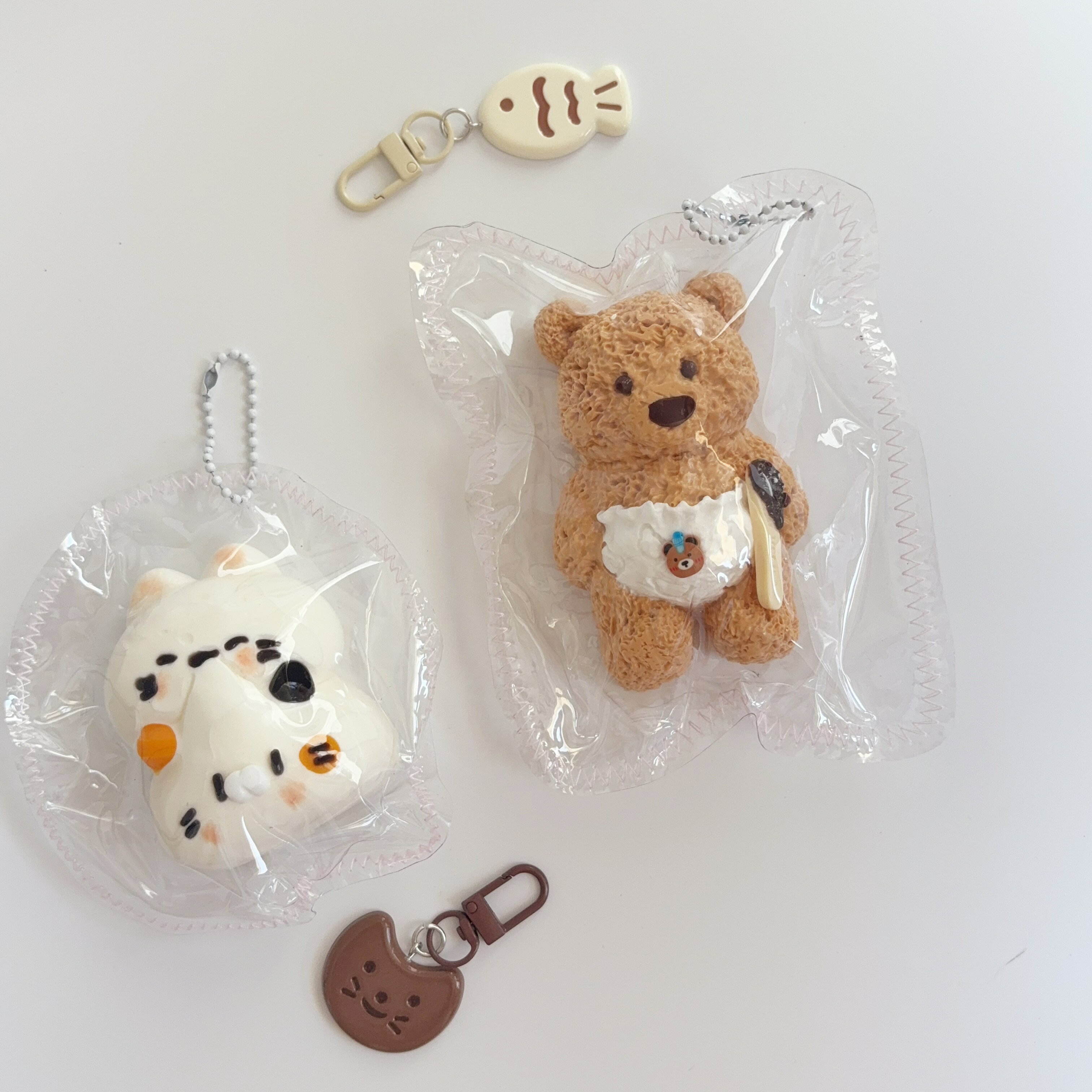 再入荷★SNSで話題★スクイーズ ストレス解消 ネコ ねこ 低反発 ぬいぐるみ おもちゃ かわいい 握る もちもち おしゃれ もっちもち Y2K 握って遊ぶ ワッフル シール クリーム粘土 beautopia-10000887 Beautopia サンプル画像2