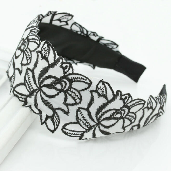 【ネコポス便対応】 レース 刺しゅう カチューシャ ヘアバンド 髪飾り ギフト プレゼント