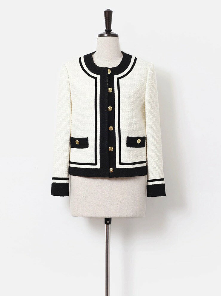 ツイードホワイトジャケット 黒パイピング ラウンドネック 丸首 ジャケット 上着 羽織り ツイード 長袖 秋冬 白ホワイト 大人 レディース 高見え 着映え セレモニー 式典 仕事 きれいめ ゴールドボタン エレガント 上品 高級感 可愛い