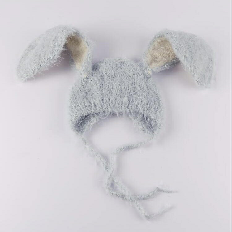 【送料無料】《ニューボーンフォト　ウサギ　ブルーグレー　帽子》ニット　ハーフバースデー　コスチューム　女の子　男の子　写真撮影　白うさぎ　バニー　bunny　コスプレ　動物　アニマル　animal　ラビット　記念　誕生日　冬　雪　ハロウィン