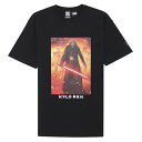 フロントのスター・ウォーズグラフィックプリントが映える半袖Tシャツです。シンプルながらも存在感があるので、ボトムスを合わせるだけで決まるのが魅力。柔らかく肌触りの良いコットン素材を使用。タウンユースからアクティブなシーンまで幅広く活躍します。サイズ目安:胸囲80-88cm ウエスト68-76cm 身長155-165cmメーカーまたは輸入元ディーシーシューズ区分 スポーツ・アウトドア：スケートボード・インラインスケート広告文責株式会社ベルモ TEL：042-767-2722※リニューアルや商品生産国での仕様違い等で、外観が実物と掲載写真と異なる場合がございます。また、入荷時期により外観が異なる商品が混在している場合がございますが、ご注文時に外観をご指定いただく事はできかねます。当社では上記の点をご理解いただいた上でのご注文という形で対応させていただきます。関連キーワード：[5626J033]スポーツ・アウトドア&nbsp;&gt;&nbsp;スケートボード・インラインスケートスポーツ・アウトドア:スケートボード・インラインスケートディーシーシューズ 19 STARWARS GRAPHIC_10 SS [サイズ：S] [カラー：BK1] #5626J033 BK1