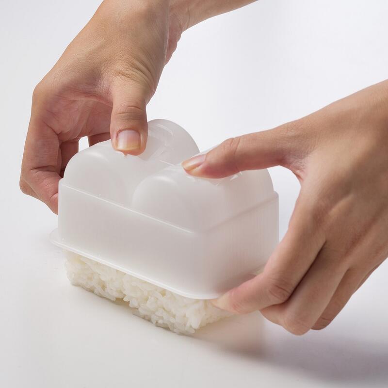 おにぎりDAYS 俵 大2個取 【日本製調理器具　俵おにぎり　料理　食事】 beautymate-10155254 ビューティーメイト サンプル画像2