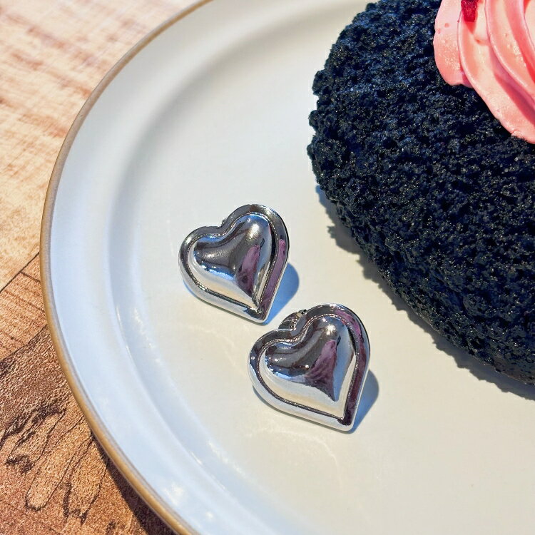 ハート ピアス ジュエリー ピアス サークルピアス 垂れる 上品 エレガント lattencos ラテアンドコス 新大久保から発送