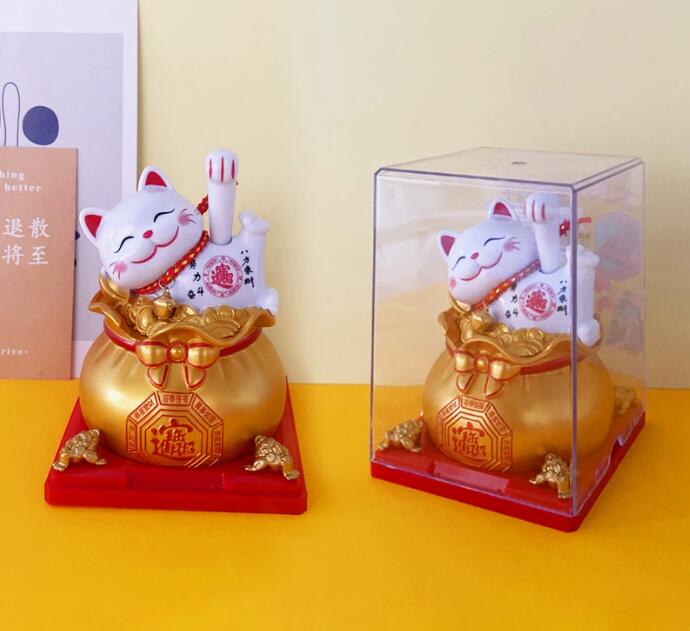 Rakuten - ソーラー 手招き猫人形 招き人形 商売繁盛 安全祈願 金運 挨拶 お出迎え お見送り 置物 飾り 玩具 く 頭 動く 太陽光 蓄電 ダンス にぎやか ディスプレイ DSP かわいい 永遠 縁起物 フィギア 安全 お土産
