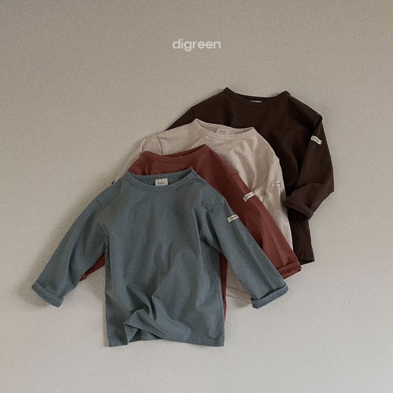 ロンT 無地 コットン Tシャツ 韓国子供服 ナチュラル 韓国 子供服 キッズ 男の子 女の子 子供 無地 くすみカラー シンプル ゆったり オーバーサイズ トップス 長袖 ユニセックス 保育園着のサムネイル