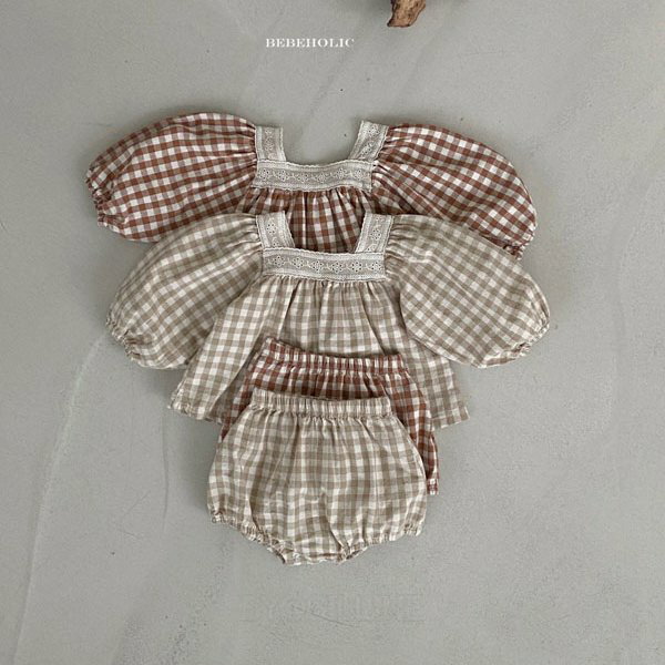 ギンガムチェックのセットアップ レース 韓国 ベビー服 秋 ナチュラル 韓国子供服 女の子 韓国ベビー服 赤ちゃん お揃い ロンパース ブルマ 韓国服 60 70 80 出産祝いのサムネイル