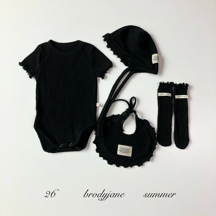 ブラック ロンパース 半袖セットアップ ボンネット スタイ ソックス 韓国 ベビー服 ベビーファッション 韓国子供服 男の子 女の子 新生児 赤ちゃん 夏 無地 出産祝い 出産準備 プレゼント モノトーン べべリン