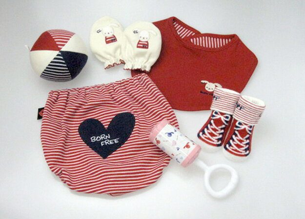 【本日終了！300円〜500円offクーポン】 残りわずか！ BORN FREE ボンフリー カゴM-13 お祝い セット アカ ベビー用品 出産祝い おしゃれ かわいい 日本製 女の子 男の子 赤ちゃん ベビーギフト