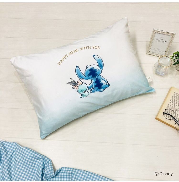 枕カバー スティッチ OHANA 43×63cm ディズニー キャラクター かわいい 子供 こども ジュニア 子ども キッズ プレゼント 贈り物 ギフト 男の子 女の子 クリスマス 誕生日 人気 幼稚園 保育園(代引不可)【送料無料】